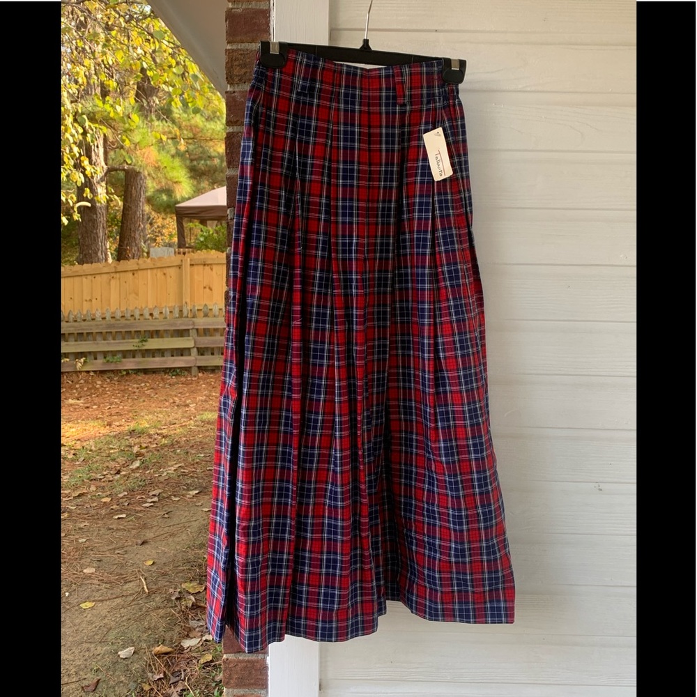 NWT Vintage Talbots Size 4 Red & Navy Plaid Midi skirt